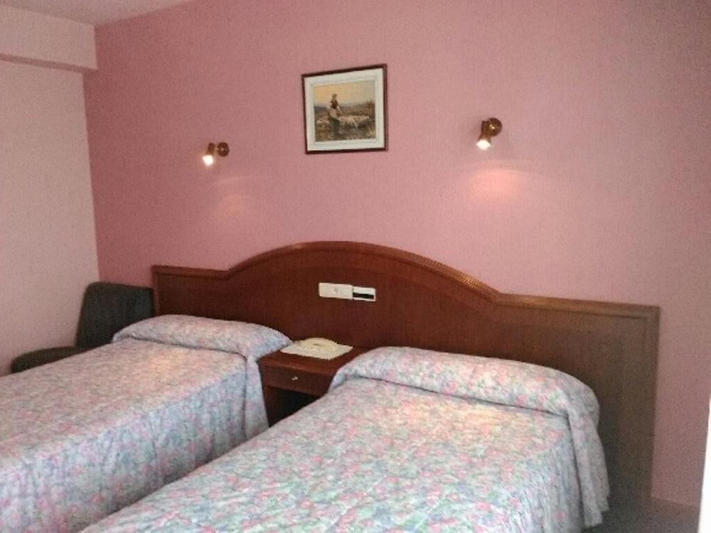 Hotel Internacional Porriño מראה חיצוני תמונה